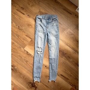 American Eagle Highest Rise Jegging 4 Long Distressed Ripped Light Wash